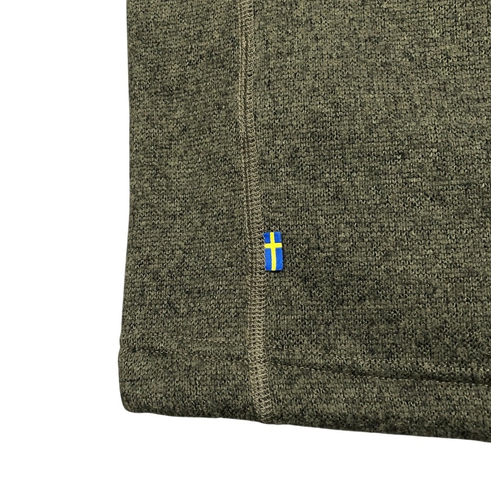 Men's Green Vest - Picture 9 of 11